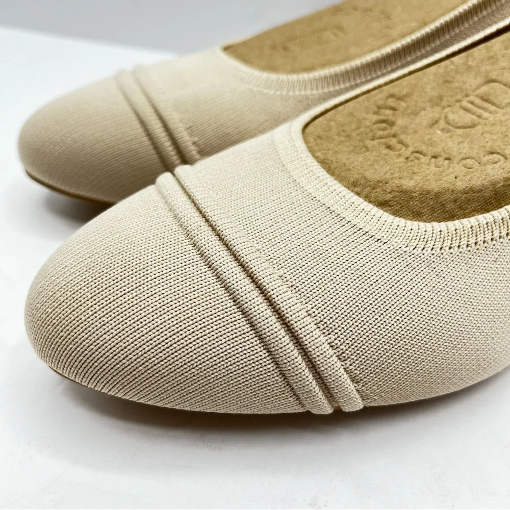 Vivaia Women’s Size 8.5 Julie Pro Cream Ivory Round Toe Chunky Heels